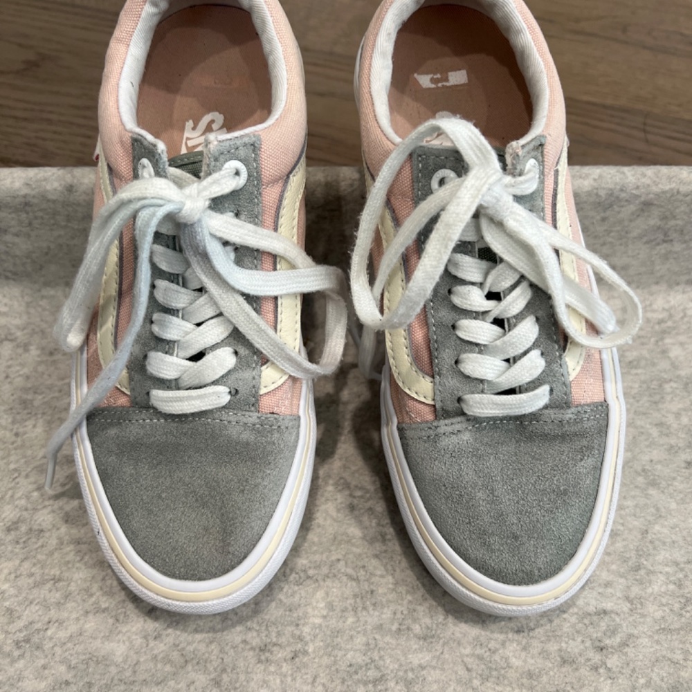 Vans women's sz 6.5 lot - Picture 2 of 10